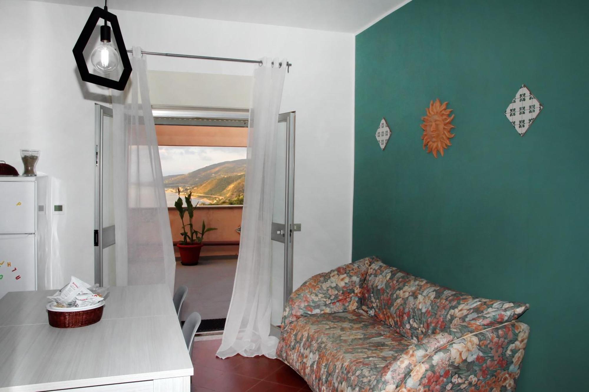 Attico Vista Mare Con Terrazza E Spa Riscaldata Santo Stefano di Camastra Buitenkant foto